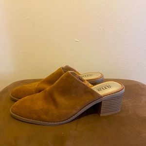 Like new chestnut slip ons